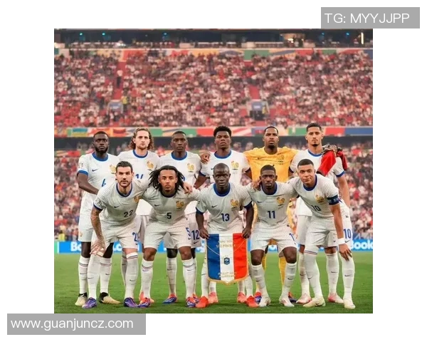 2000欧洲杯冠军阵容全解析与球员表现回顾